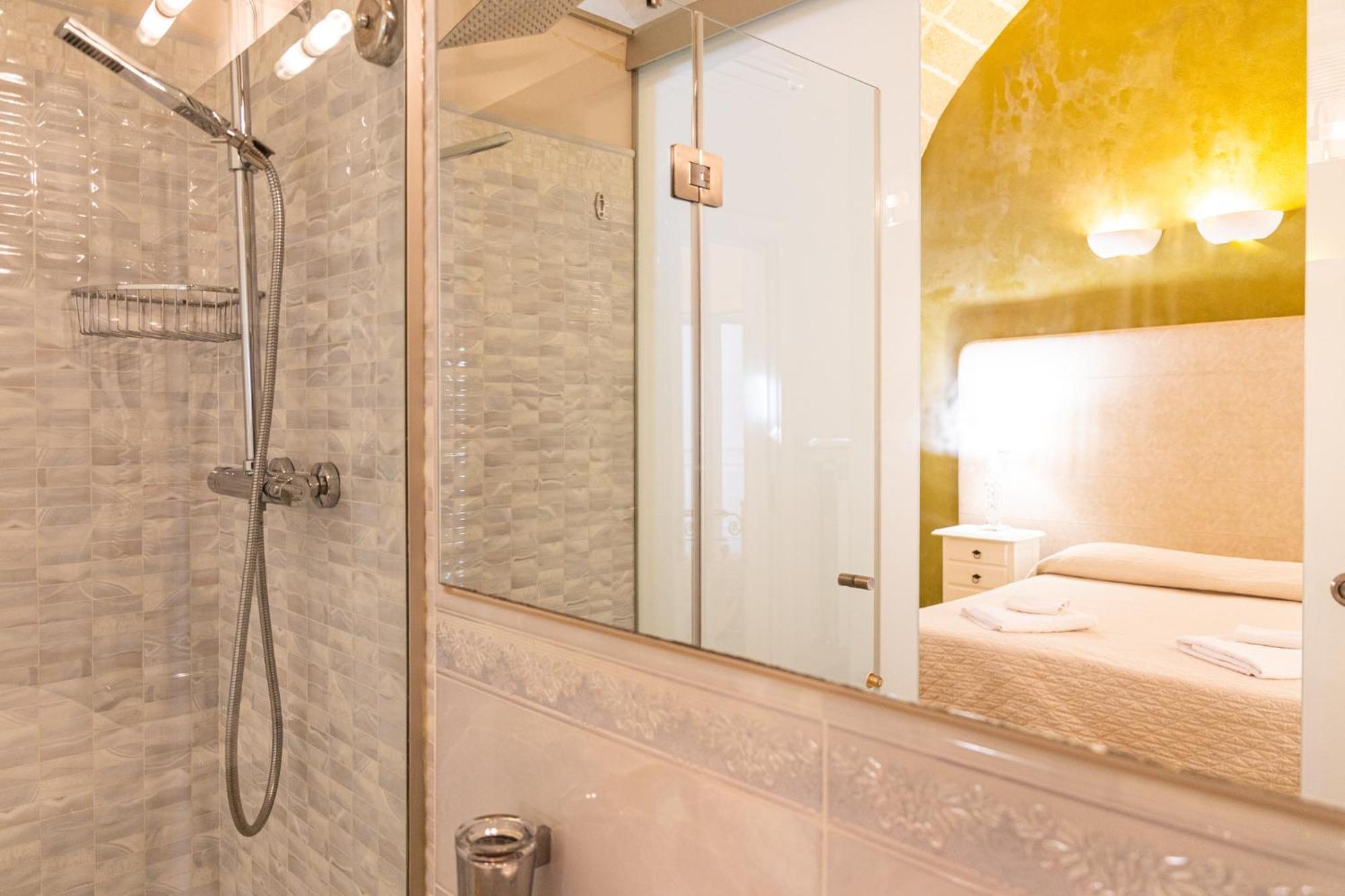 Bed and Breakfast Palazzo Aurora Алецио Экстерьер фото