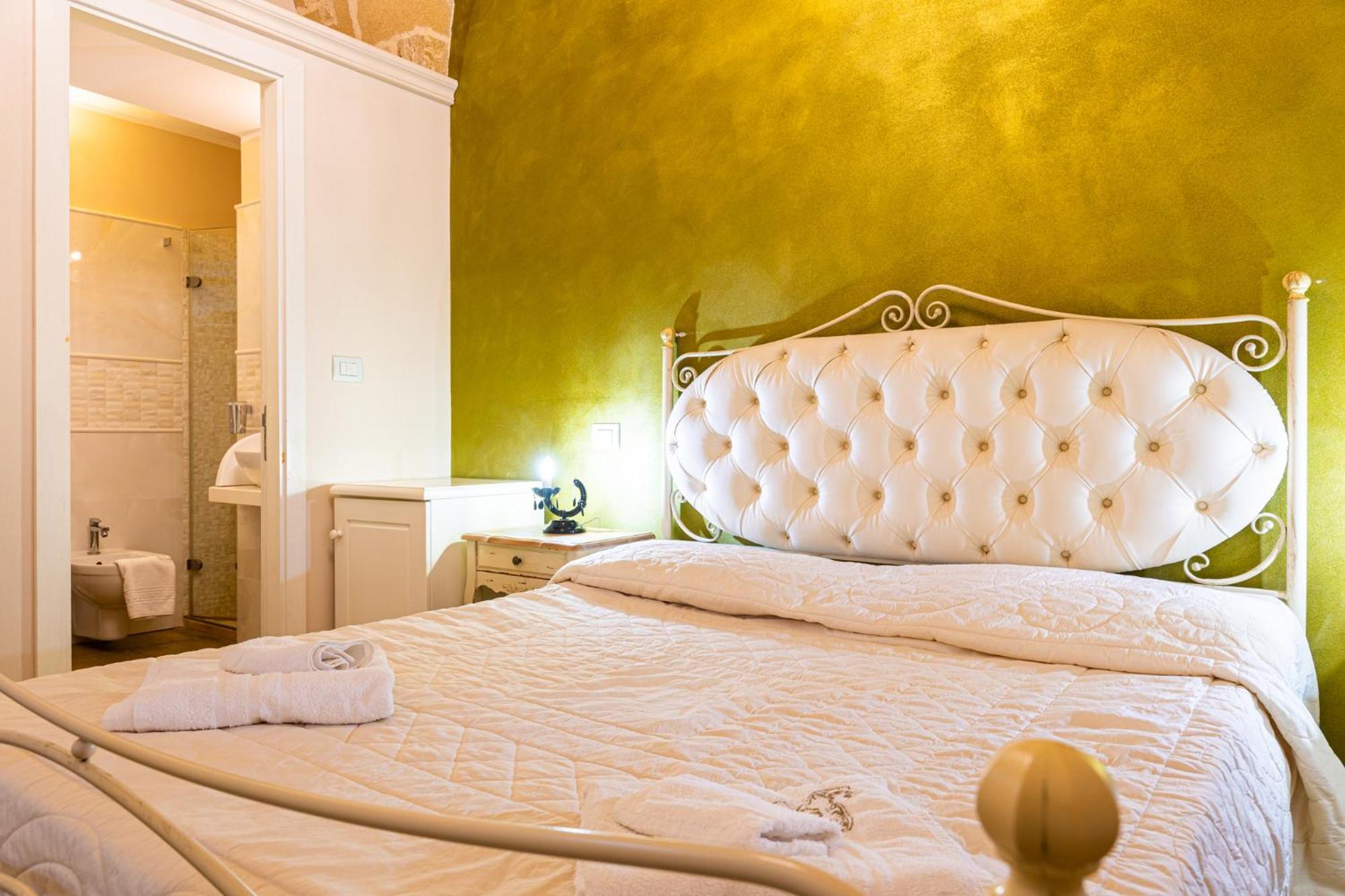 Bed and Breakfast Palazzo Aurora Алецио Экстерьер фото